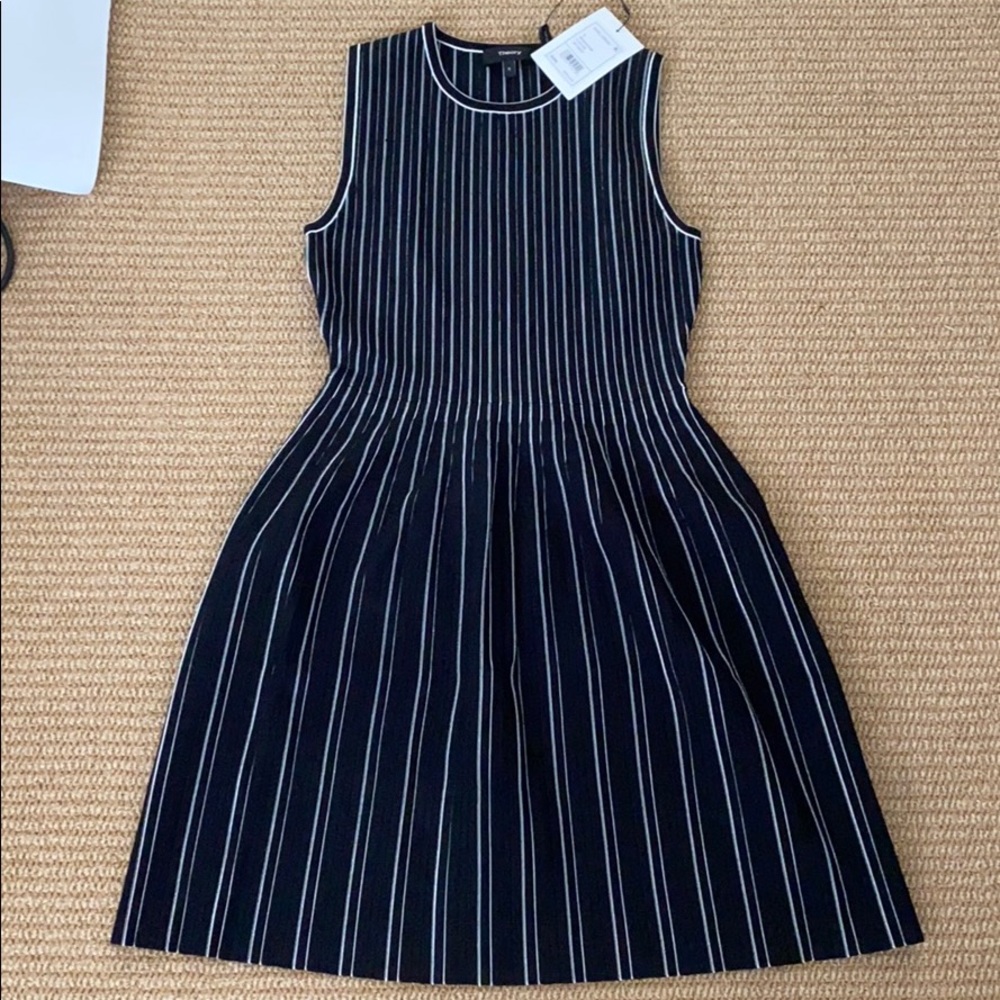Nwt theory sleeveless shell dress black stripe